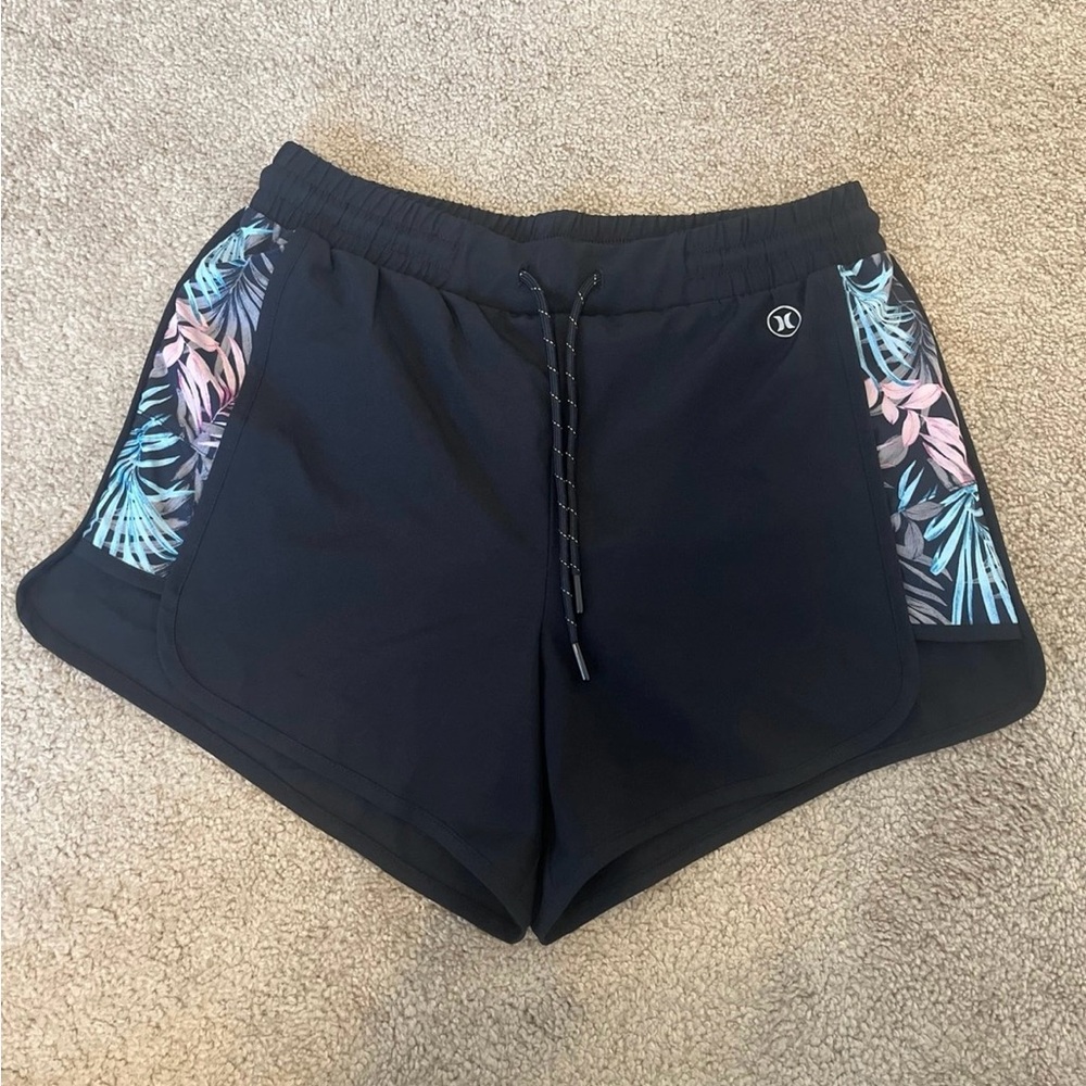 Hurley shorts-Small